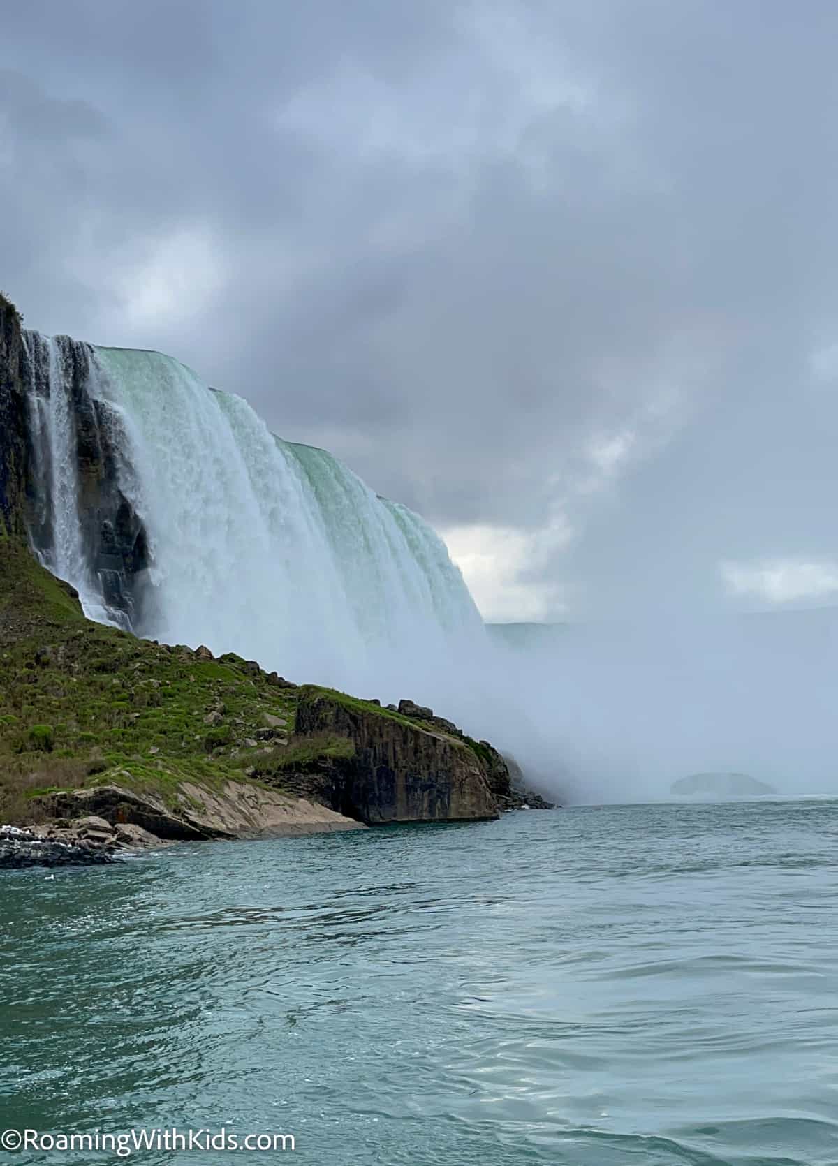 Visiting Niagara Falls with Kids (One day Trip)