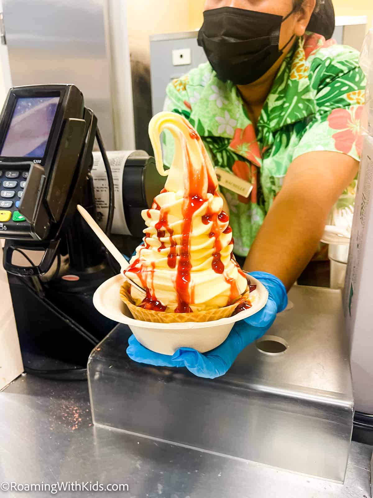 The Best Things to Do in Oahu With Kids - Dole Whip at Dole Plantation