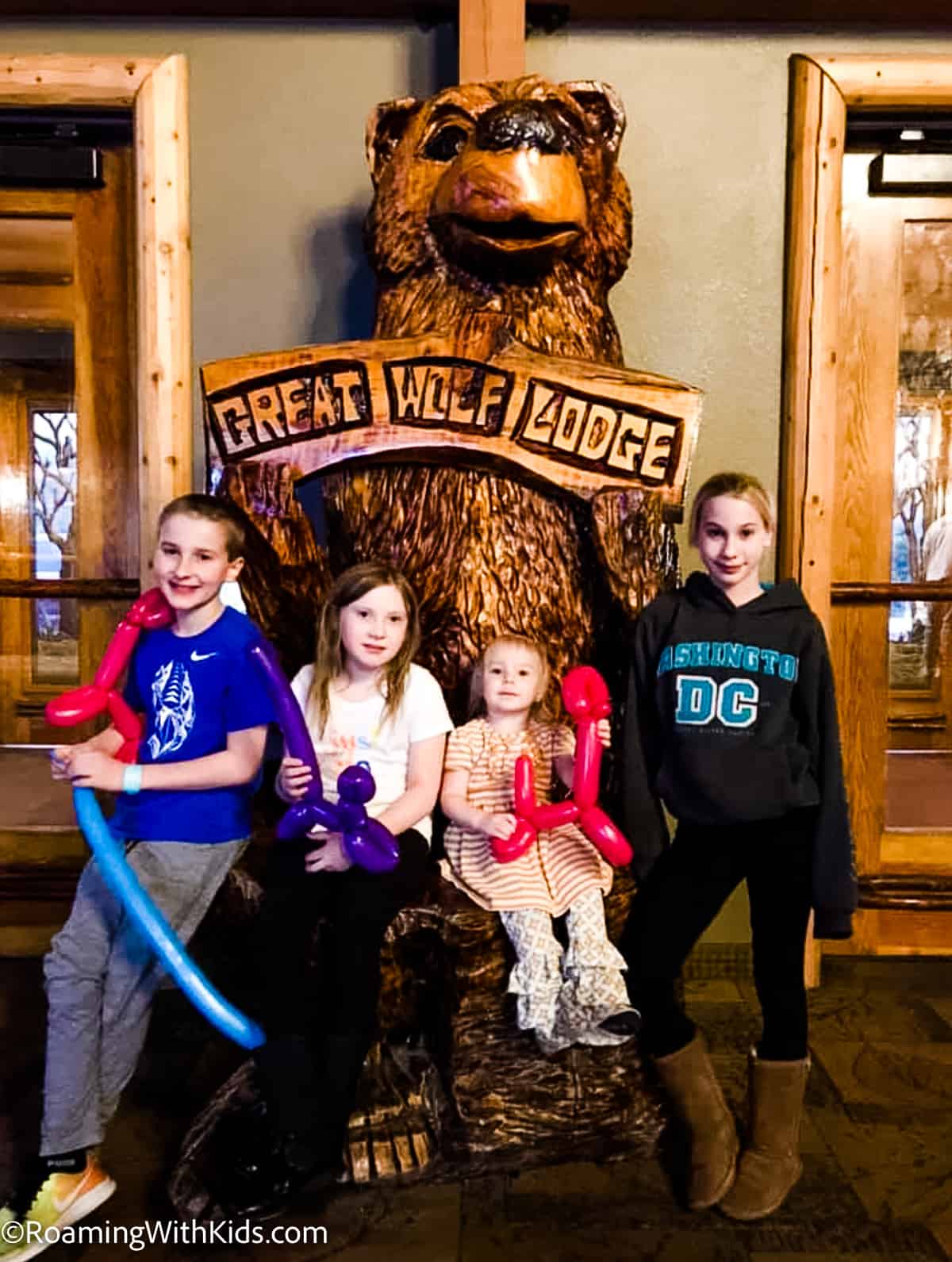 Things to do in the Poconos with kids - Great Wolf Lodge